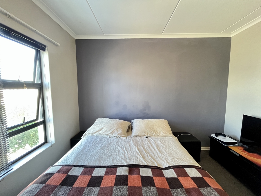 To Let 2 Bedroom Property for Rent in Burgundy Estate Western Cape